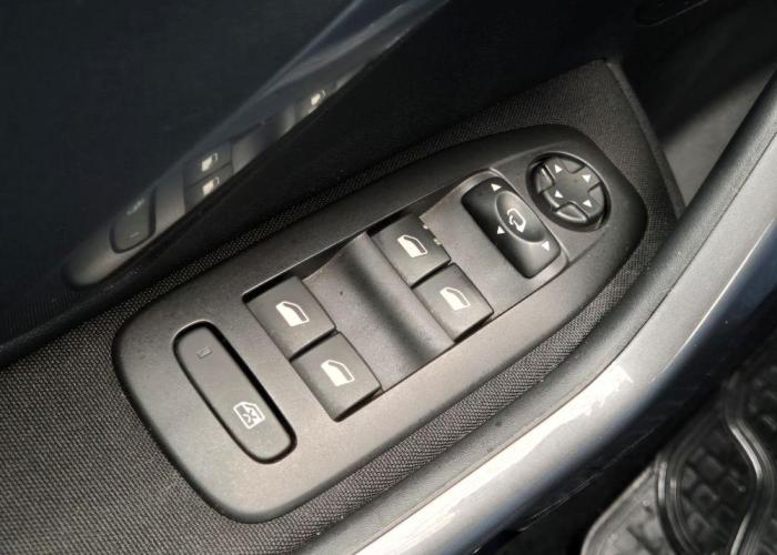 PEUGEOT 2008 1.5 HDI 2019