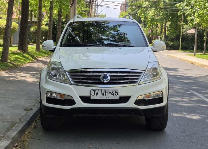 SSANGYONG REXTON AUT 4x4 FULL 2018