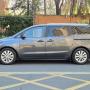 KIA GRAND CARNIVAL 3.3 EX 2016