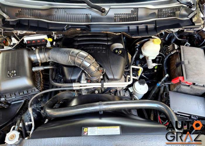 DODGE RAM 1500 LARAMIE 2010