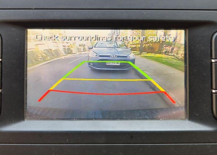 KIA GRAND CARNIVAL 3.3 EX 2016