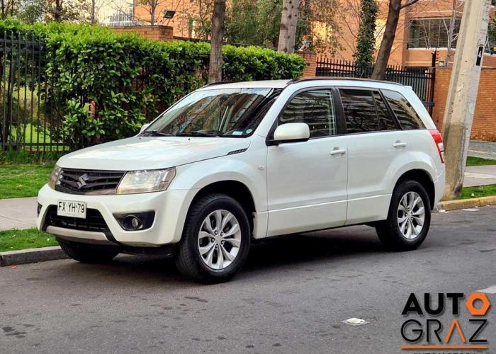 SUZUKI GRAND NOMADE 4X4 2013