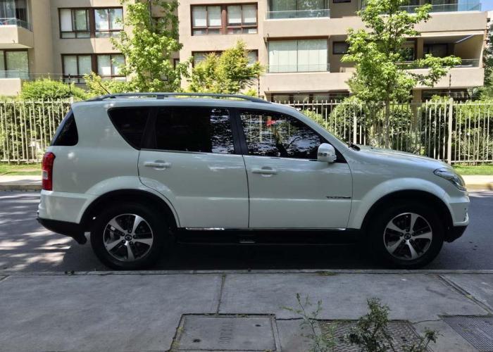SSANGYONG REXTON AUT 4x4 FULL 2018