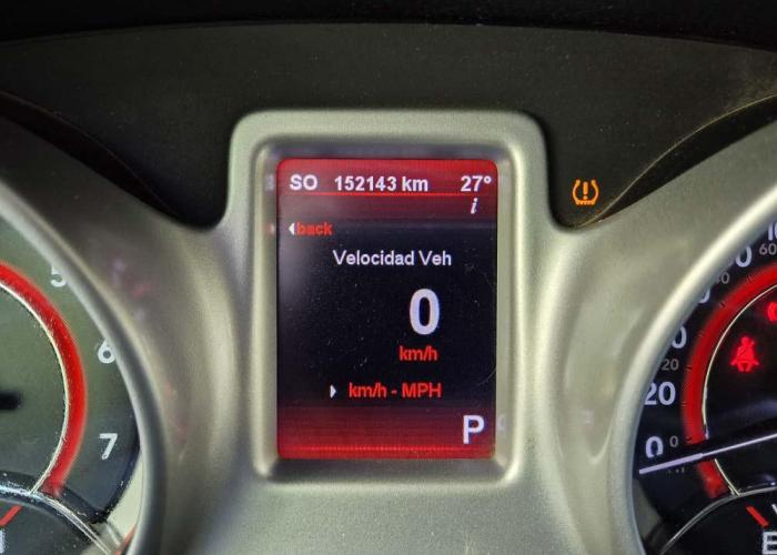 DODGGE JOURNEY 3.6 SXT 2012