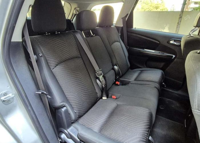 DODGGE JOURNEY 3.6 SXT 2012