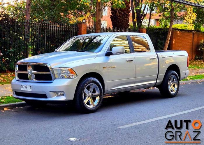DODGE RAM 1500 LARAMIE 2010