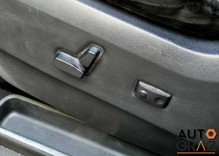 CHRYSLER TOWN & COUNTRY 2014