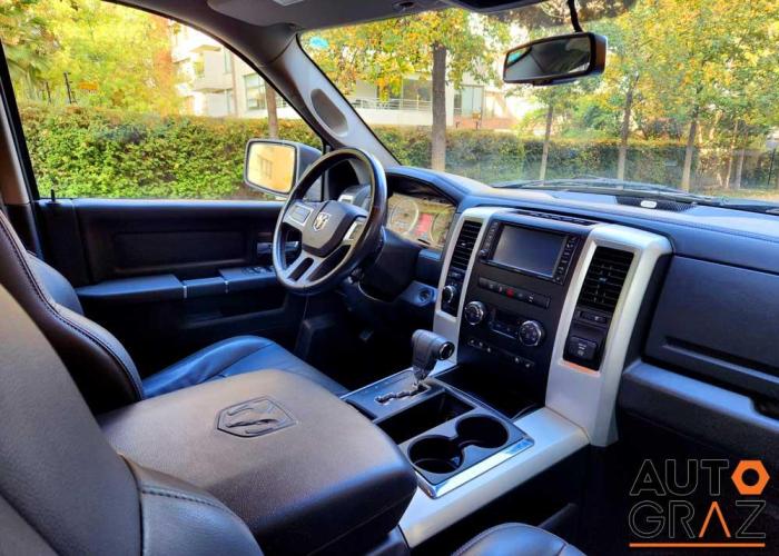 DODGE RAM 1500 LARAMIE 2010