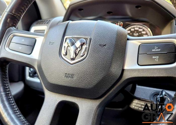 DODGE RAM 1500 LARAMIE 2010