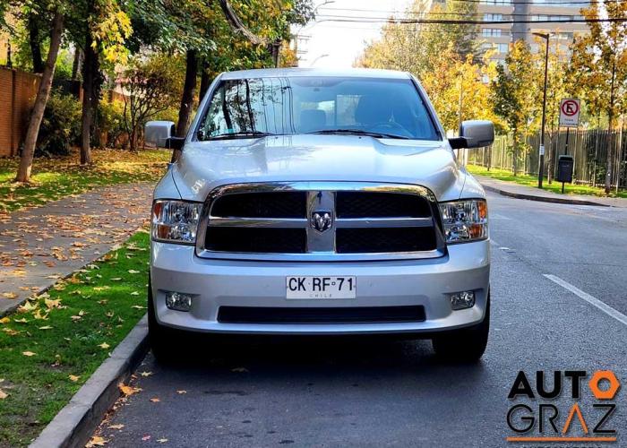 DODGE RAM 1500 LARAMIE 2010