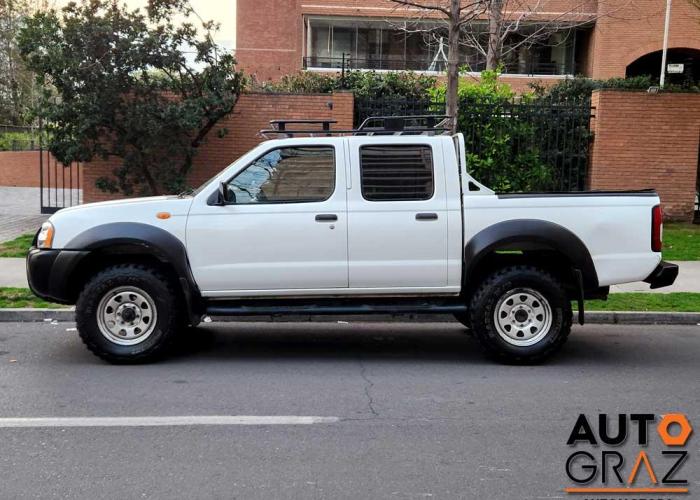 NISSAN TERRANO 4x4 2014